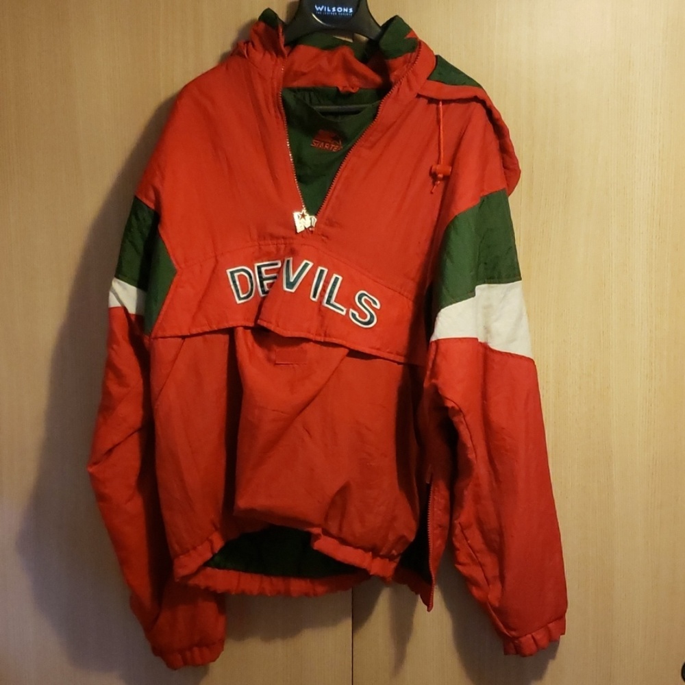 Starter new Jersey devils hooded jacket